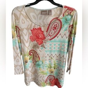 Chicos size 1 pullover top